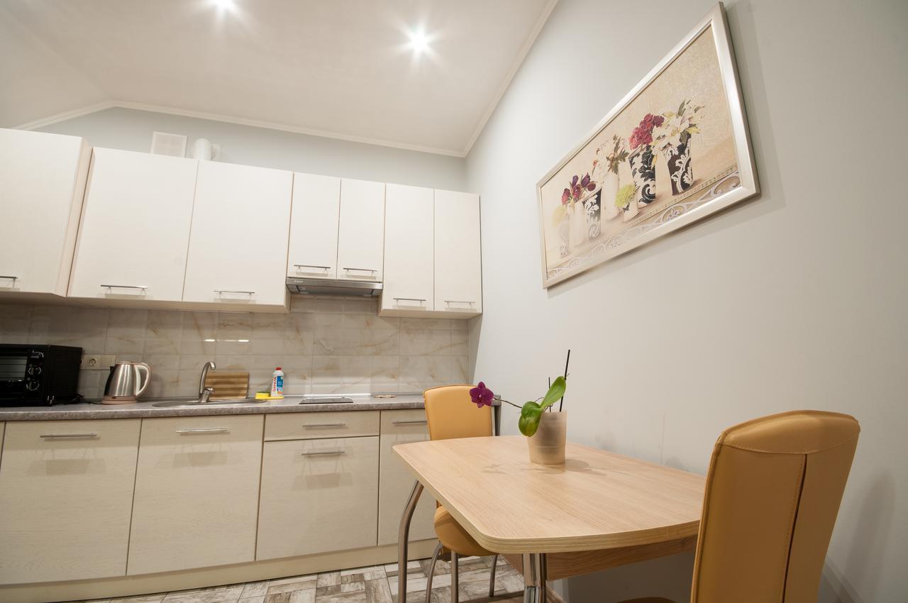 Wonderful Flat On City Center Uzhhorod Exterior photo